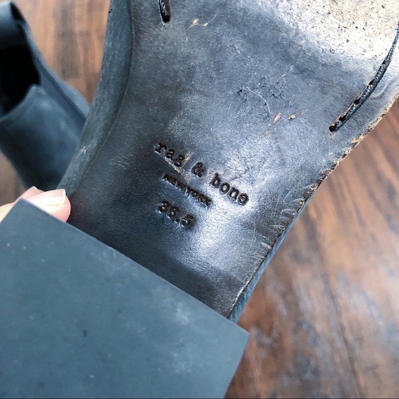 rag & bone • Walker chelsea boot ankle bootie Charcoal grey nubuck leather heel - Picture 13 of 16